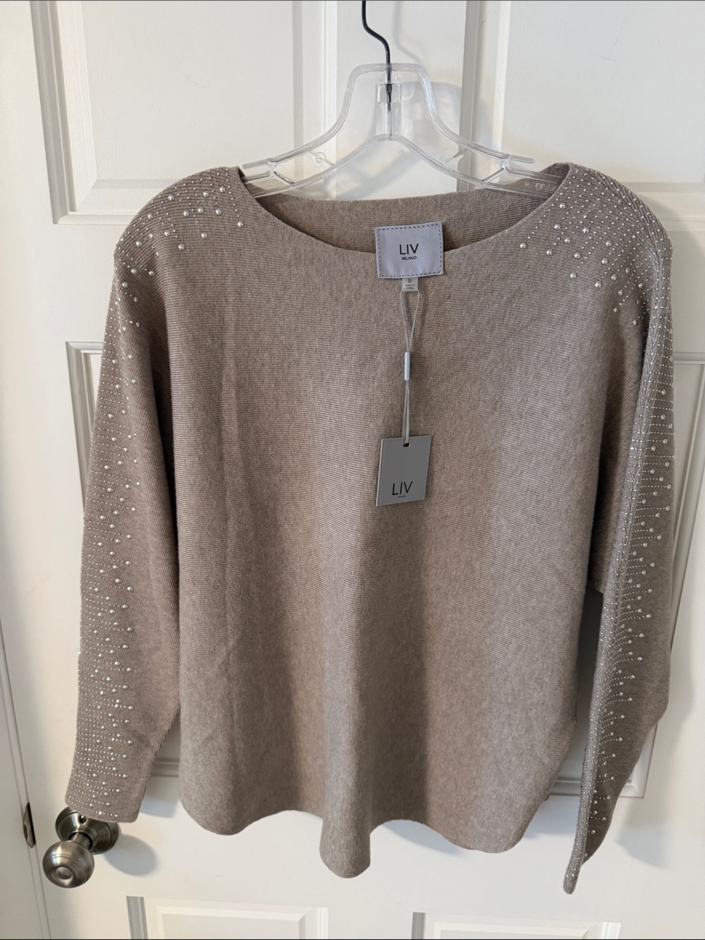NWT LIV Milan Rhinestone Embellished
Knit Sweater Taupe Size Small